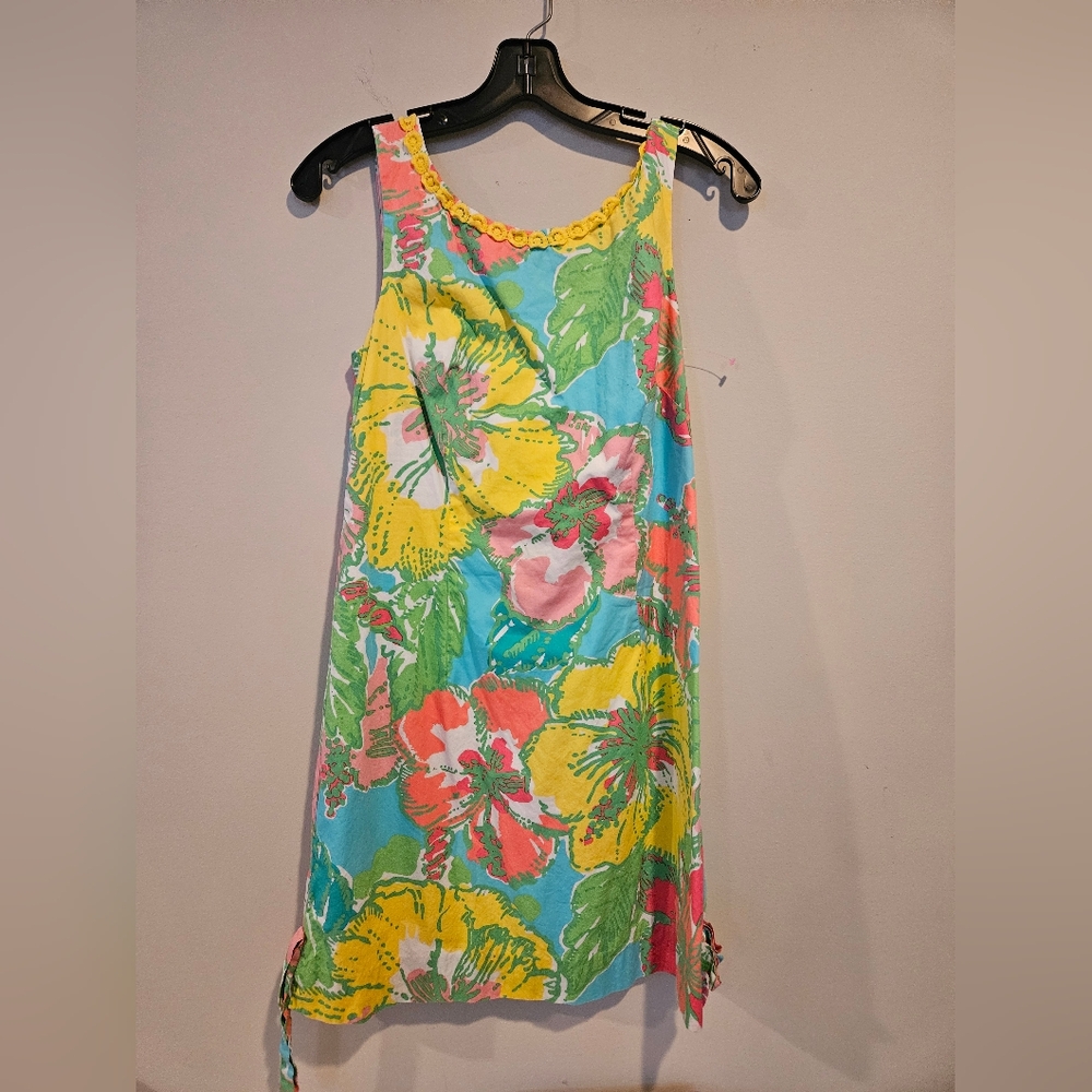 Lilly Pulitzer floral dress size 4
